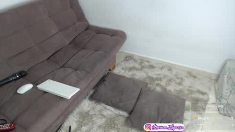 Snapshot of marianaluquez chatting on February 18, 2025, 8:16 am Mariana online show from February 18, 2025, 8:16 am
