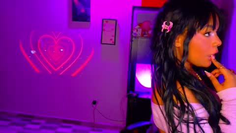 Mariana Prada online show from October 25, 2025, 5:26 am