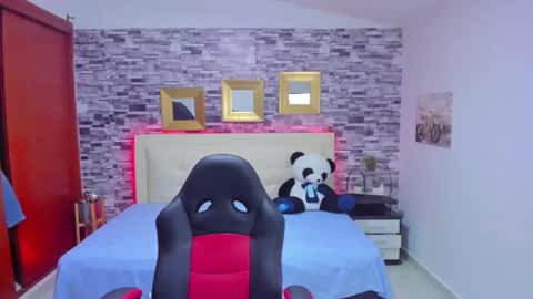 Snapshot of marianaxxx__ chatting on December 21, 2024, 10:08 pm Mariana online show from December 21, 2024, 10:08 pm