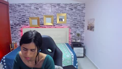 Snapshot of marianaxxx__ chatting on January 11, 2025, 9:25 pm Mariana online show from January 11, 2025, 9:25 pm