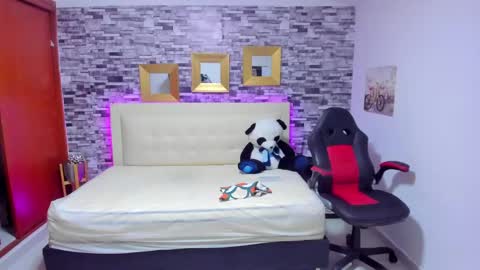 Snapshot of marianaxxx__ chatting on January 18, 2025, 1:19 am Mariana online show from January 18, 2025, 1:19 am