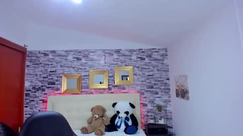 Snapshot of marianaxxx__ chatting on February 25, 2025, 10:50 pm Mariana online show from February 25, 2025, 10:50 pm