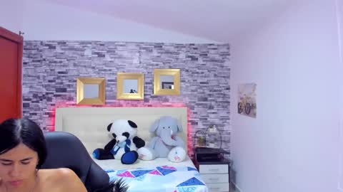 Snapshot of marianaxxx__ chatting on March 6, 2025, 10:58 pm Mariana online show from March 6, 2025, 10:58 pm
