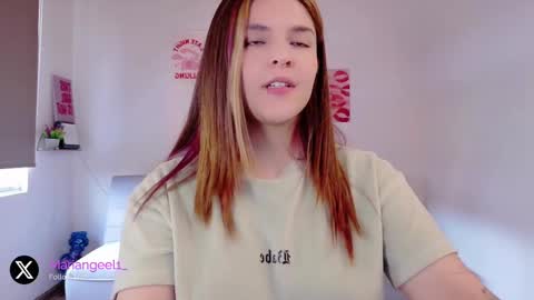 Snapshot of mariangeel_ chatting on October 15, 2025, 3:23 pm mariangeel_ online show from October 15, 2025, 3:23 pm