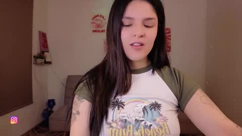 mariangeel_ online show from February 5, 2026, 12:59 am