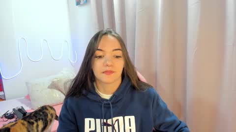 Mariangel online show from February 24, 2026, 2:42 am