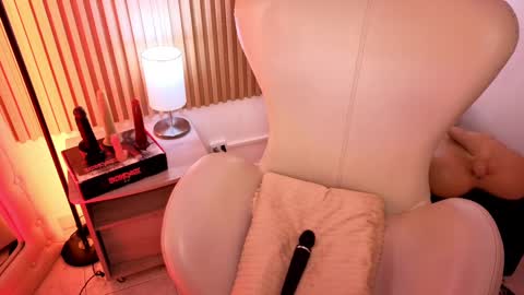 Snapshot of marianl0ve chatting on September 28, 2025, 11:04 am Marian Love online show from September 28, 2025, 11:04 am