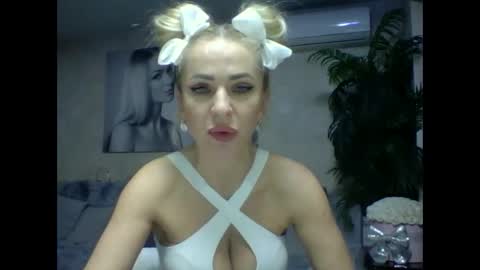 marianna1977 online show from February 11, 2025, 5:50 pm