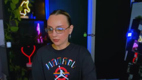 marianna gray online show from April 10, 2026, 11:48 am