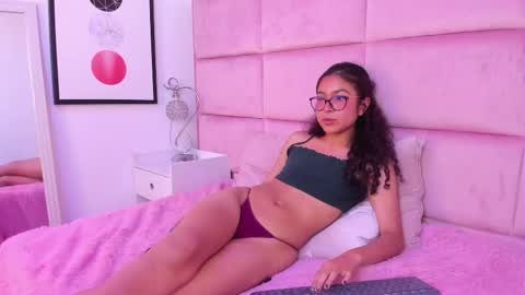 marianna_ray_ online show from February 20, 2025, 3:41 pm