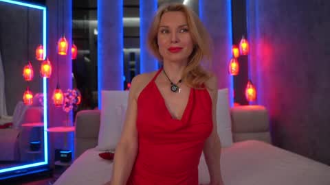 Snapshot of marianova chatting on May 15, 2026, 5:03 am Maria online show from May 15, 2026, 5:03 am