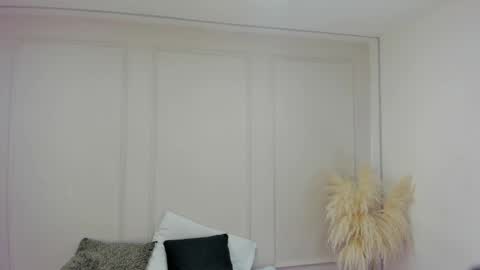 Snapshot of mariapettit chatting on March 9, 2026, 11:58 am Maria Pettit online show from March 9, 2026, 11:58 am