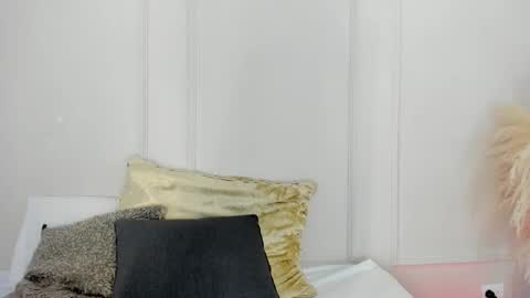 Snapshot of mariapettit chatting on March 24, 2026, 10:53 am Maria Pettit online show from March 24, 2026, 10:53 am