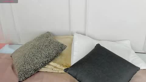 Snapshot of mariapettit chatting on March 25, 2026, 11:05 am Maria Pettit online show from March 25, 2026, 11:05 am