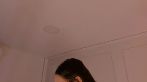 Maria Pettit online show from May 9, 2026, 12:54 pm