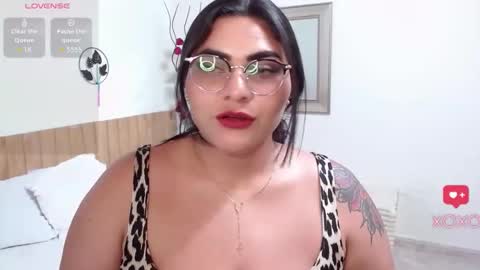 mariavex online show from May 15, 2026, 11:45 pm