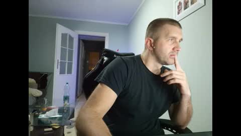 maribor5879 online show from January 11, 2025, 4:14 pm