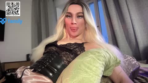 Snapshot of maridekoks chatting on January 14, 2025, 1:38 pm Mari online show from January 14, 2025, 1:38 pm