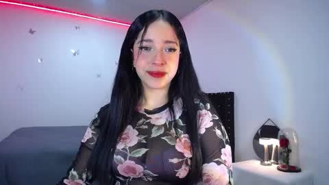 Snapshot of marie_daved chatting on December 23, 2024, 2:56 am Nicolle online show from December 23, 2024, 2:56 am