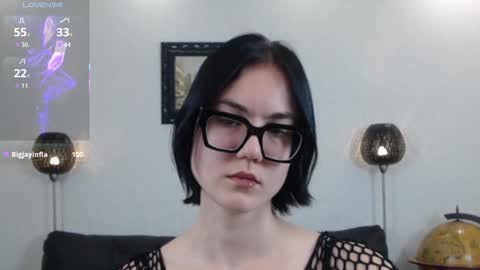 Snapshot of marie_fitch chatting on November 25, 2025, 2:11 am Marie Fitch online show from November 25, 2025, 2:11 am