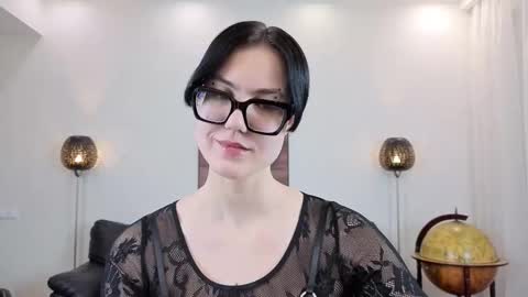 Snapshot of marie_fitch chatting on February 24, 2026, 1:03 am Marie Fitch online show from February 24, 2026, 1:03 am