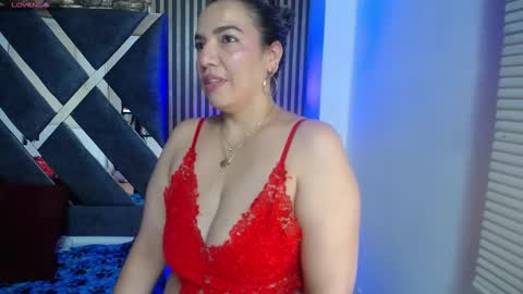 Snapshot of marie_hss chatting on February 26, 2025, 8:33 pm marie_hss online show from February 26, 2025, 8:33 pm