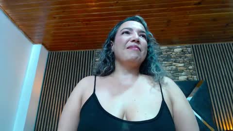 Snapshot of marie_hss chatting on October 2, 2025, 8:27 pm marie_hss online show from October 2, 2025, 8:27 pm