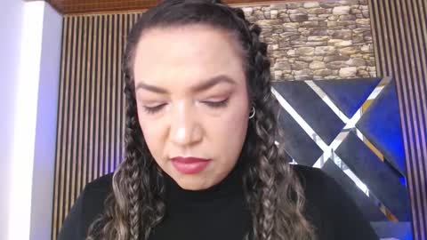 marie_hss online show from December 18, 2025, 6:47 pm