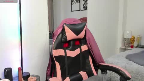 Snapshot of marie_mature chatting on August 5, 2026, 10:55 pm marie online show from August 5, 2026, 10:55 pm