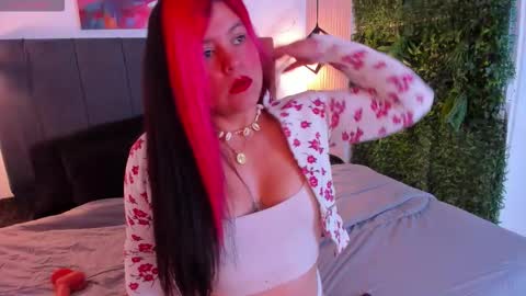 Snapshot of mariee_bloom chatting on March 26, 2026, 2:39 am Marie online show from March 26, 2026, 2:39 am