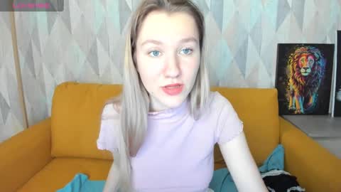 Snapshot of mariel_brown chatting on January 3, 2025, 4:44 am mariel_brown online show from January 3, 2025, 4:44 am