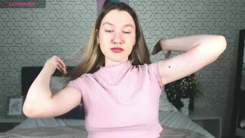 Snapshot of mariel_brown chatting on January 6, 2025, 2:58 pm mariel_brown online show from January 6, 2025, 2:58 pm