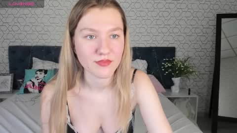 Snapshot of mariel_brown chatting on January 14, 2025, 6:17 pm mariel_brown online show from January 14, 2025, 6:17 pm