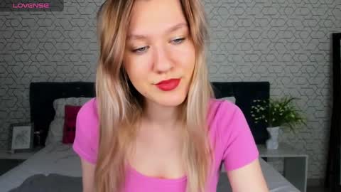 Snapshot of mariel_brown chatting on January 18, 2025, 3:16 pm mariel_brown online show from January 18, 2025, 3:16 pm