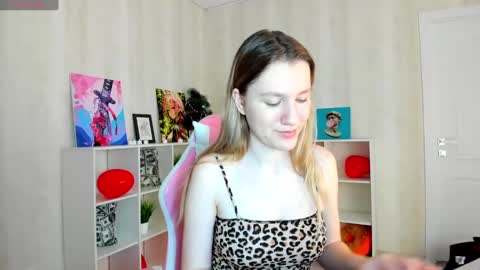 Snapshot of mariel_brown chatting on February 27, 2025, 2:21 pm mariel_brown online show from February 27, 2025, 2:21 pm