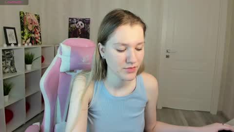 Snapshot of mariel_brown chatting on March 11, 2025, 2:29 pm mariel_brown online show from March 11, 2025, 2:29 pm