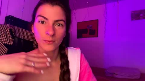 Mariie online show from January 6, 2025, 8:18 pm