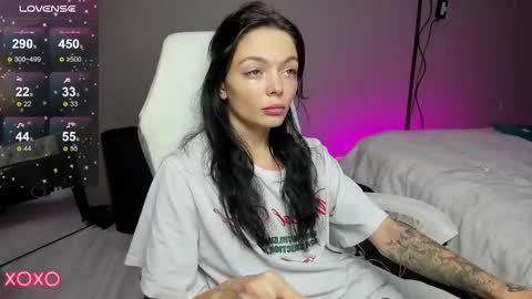 Snapshot of mariella__adams chatting on September 24, 2025, 2:09 pm Maria  online show from September 24, 2025, 2:09 pm