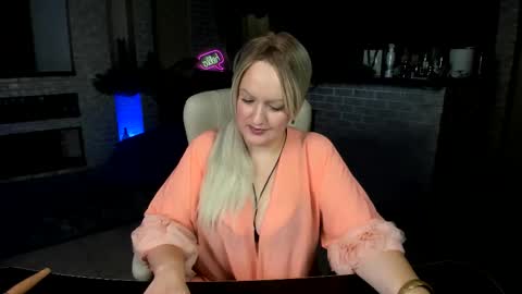 Snapshot of mariemlui chatting on September 17, 2025, 6:04 am mariemlui online show from September 17, 2025, 6:04 am