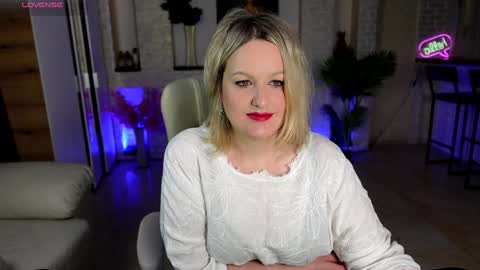 Snapshot of mariemlui chatting on March 30, 2026, 11:11 am mariemlui online show from March 30, 2026, 11:11 am