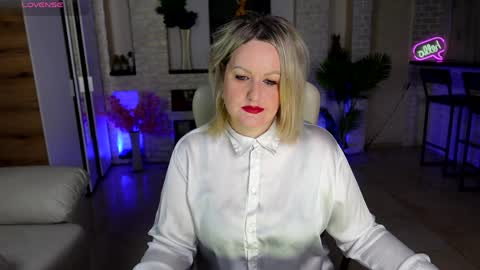 Snapshot of mariemlui chatting on April 5, 2026, 2:47 pm mariemlui online show from April 5, 2026, 2:47 pm