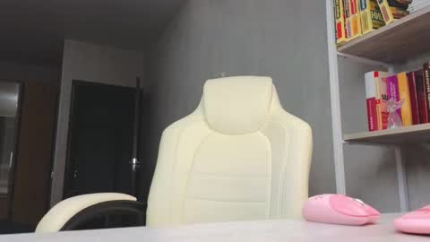 Snapshot of marietta__castro chatting on November 20, 2025, 1:00 pm Marietta online show from November 20, 2025, 1:00 pm