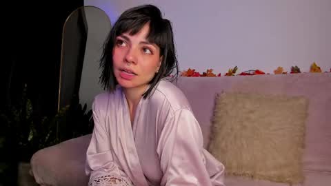 Snapshot of mariham_ chatting on June 7, 2026, 6:17 am Amelie online show from June 7, 2026, 6:17 am