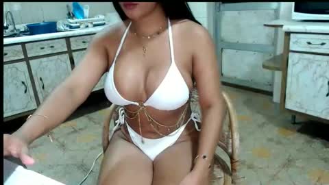Mari Torrealba online show from September 30, 2025, 10:26 pm