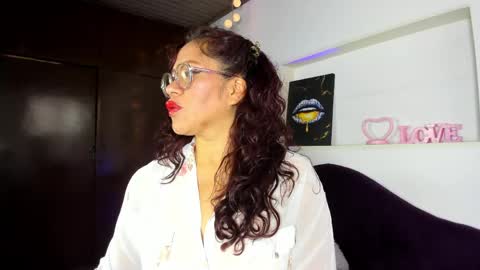 mariia_paulaa online show from May 4, 2026, 1:18 pm