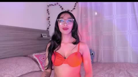 Snapshot of marijaneh chatting on December 5, 2025, 12:36 pm Luna Dulk online show from December 5, 2025, 12:36 pm