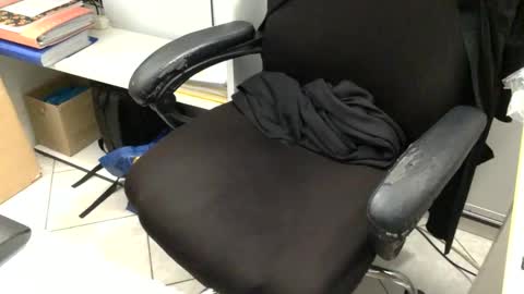 Mary... online show from April 8, 2026, 4:40 pm