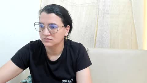 Snapshot of marilyn_garcia chatting on February 21, 2026, 4:30 pm MARILYN SEXY online show from February 21, 2026, 4:30 pm