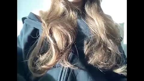 Snapshot of marinalovenow chatting on October 30, 2025, 8:27 am Marina online show from October 30, 2025, 8:27 am