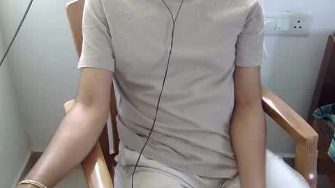 Snapshot of marinavine chatting on February 13, 2026, 4:41 am The SHY UncutBoy online show from February 13, 2026, 4:41 am